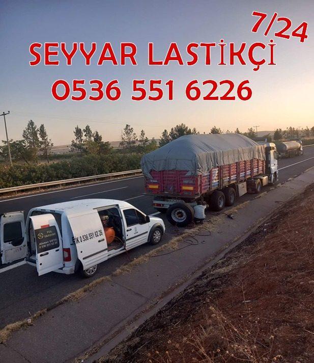 Otoban kenarında tır lastiği değiştiren Eren Oto Lastik seyyar lastikçi aracı